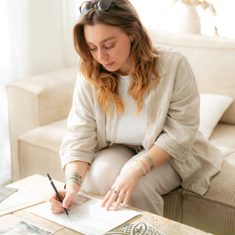 https://laubertstudio.fr/wp-content/uploads/2025/09/lucie.jpg